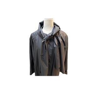 Saks Fifth Avenue Distressed Vintage Rain Jacket Women’s Size 8 Black Shawl